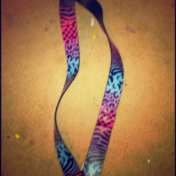 Leopard print belt