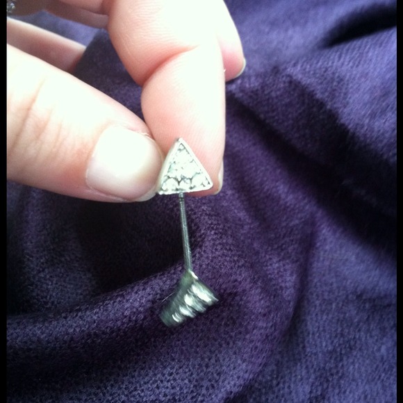 EARRINGS - Picture 2 of 3