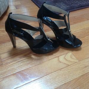 🎀 REDUCED Authentic Michael Kors heels 🎀