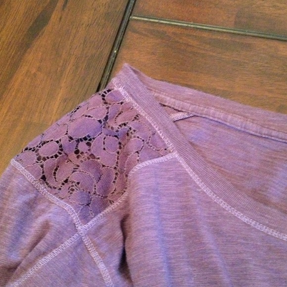 AE tunic - Picture 2 of 3