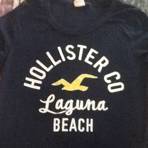 Hollister tee