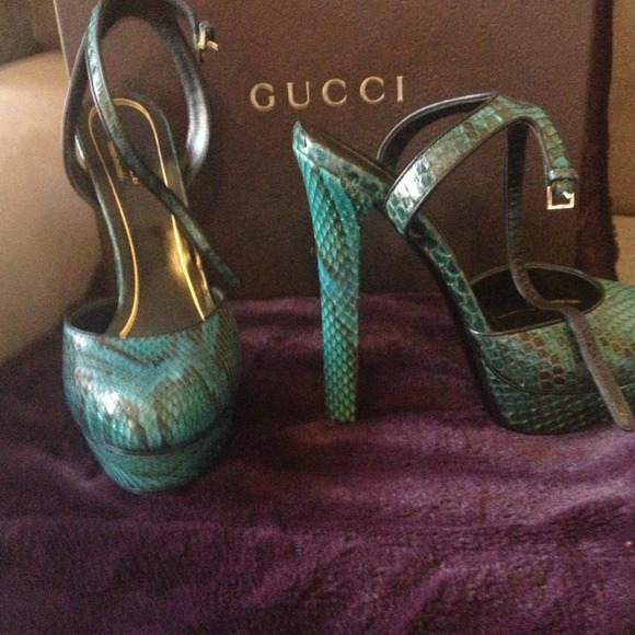 Gucci 6 inch platform strappy heel - Picture 2 of 4