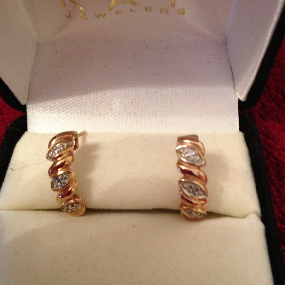 Bundle for @rushashrestha
