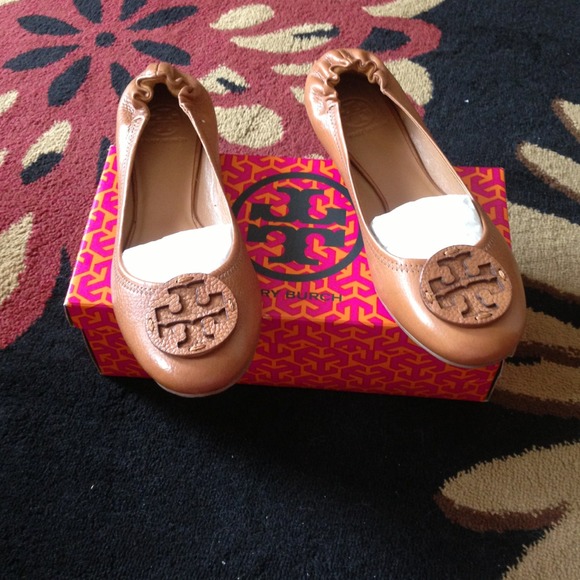 Tory burch reva flats