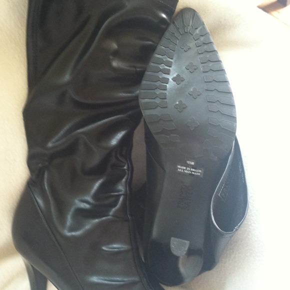 Franco Sarto Ruched Black Boots - Picture 3 of 4