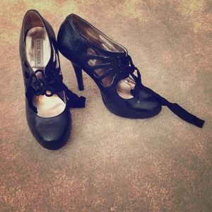 Steve Madden booties