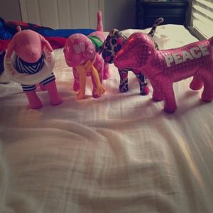 Victorias Secret Pink Dogs