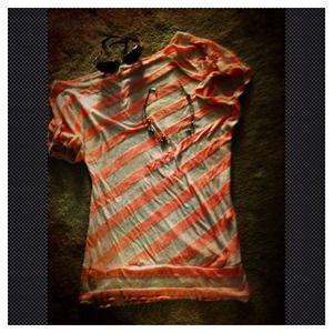 🎉DONATED!!! Off the shoulder top