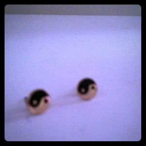 Black and gold ying yang earrings