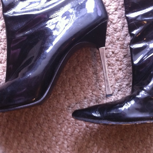 Gucci patent leather boots - Picture 2 of 2