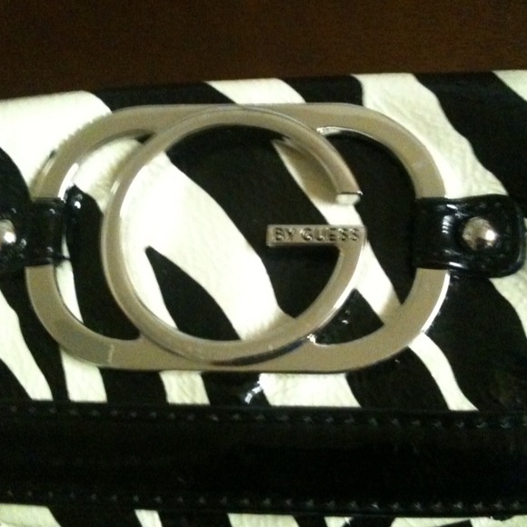 🚫SOLD🚫 @ohmothefluke Zebra handbag - Picture 3 of 3