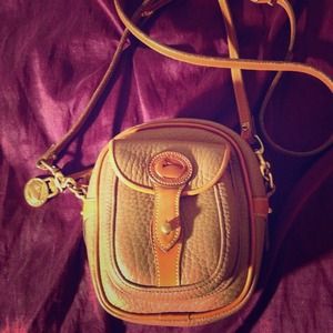 Dooney and Bourke purse