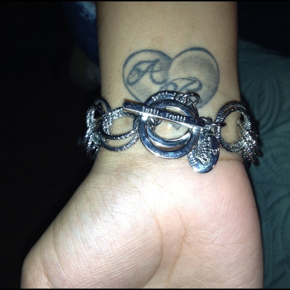 Circle bracelet - Picture 2 of 2