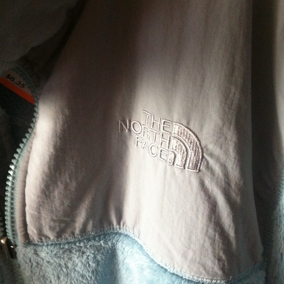 North face fleece jacket *RESERVED TILL FRIDAY* - Picture 2 of 3