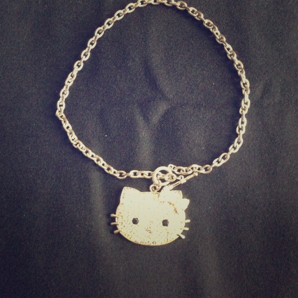 🚫SOLD🚫🐱Hello Kitty🐱 Necklace Diamonds