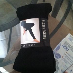 REDUCED-Brand New Black Van Heusen plush leggings