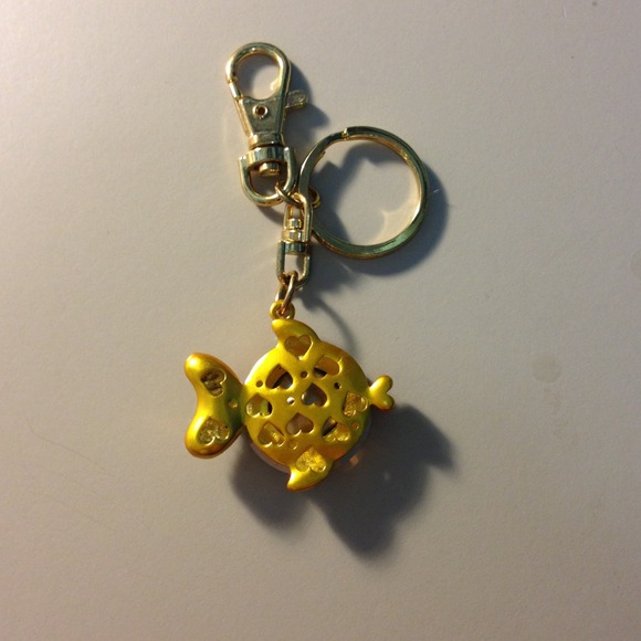 Crystal Key Chain-Fish design - Picture 2 of 3