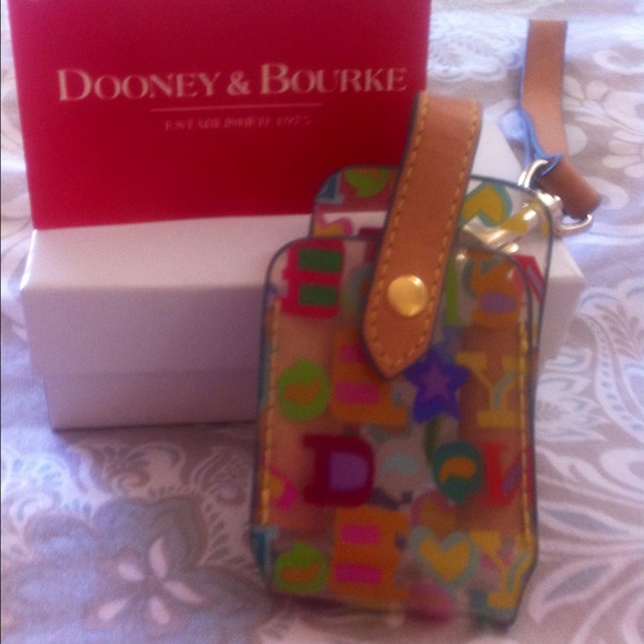 SOLD.       Dooney & Bourke Case - Picture 2 of 4