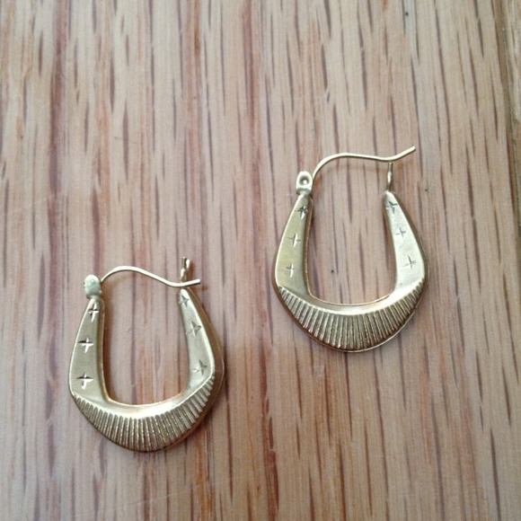 💋SOLD💋Genuine gold loop earrings