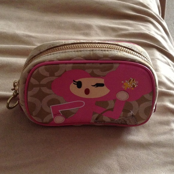 Small pouch