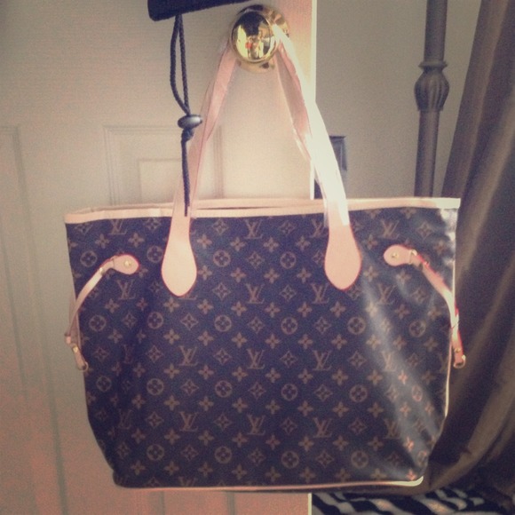 Louis Vuitton Neverful bag