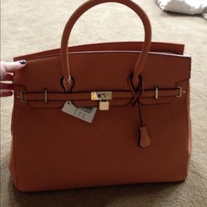 Beautiful nude handbag!