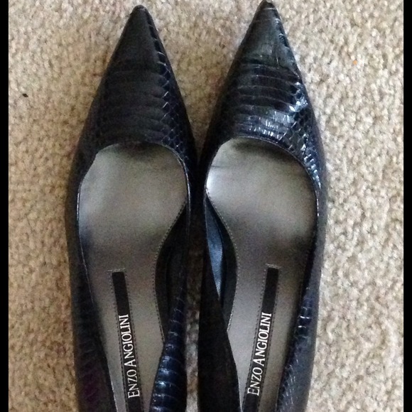 Black snake skin heels - Picture 1 of 1
