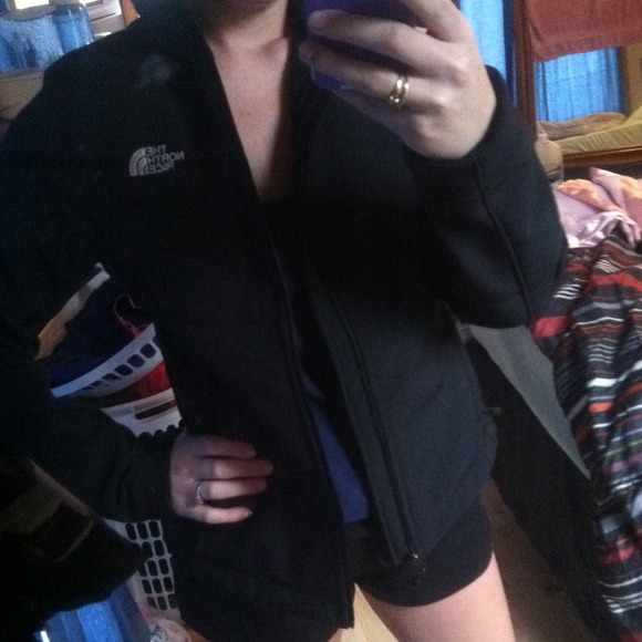 NorthFace Jacket! - Picture 2 of 2