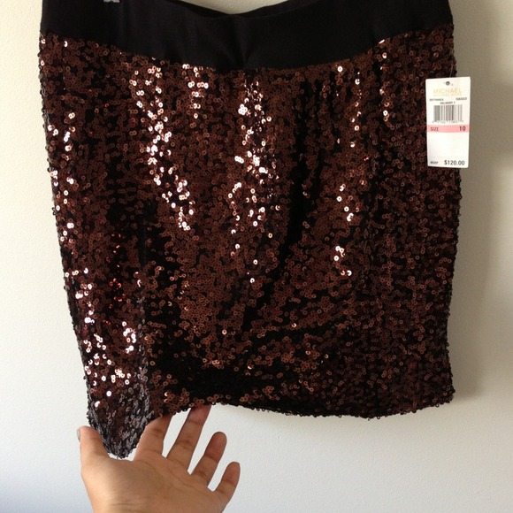 SOLD in bundle!!! Michael Kors sequin skirt - Picture 3 of 4