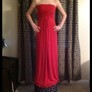 ❤❤NWOT Long Red BCBG MAXAZIRA Evening Dress❤❤