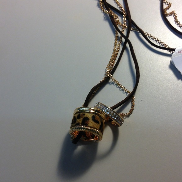 32" necklace with one diamond design ring - Picture 2 of 2