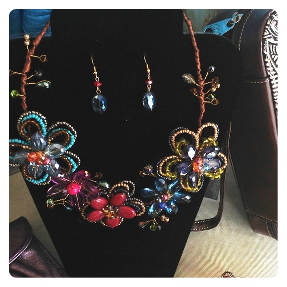 Necklace and Earring Set