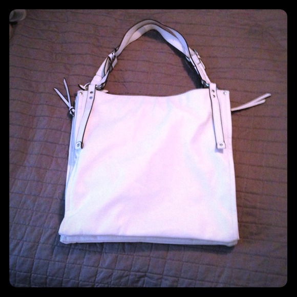 Sold in bundle! White leather purse