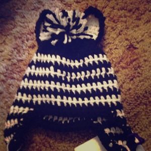 A crochet newborn zebra hat!