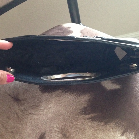 Black clutch - Picture 4 of 4