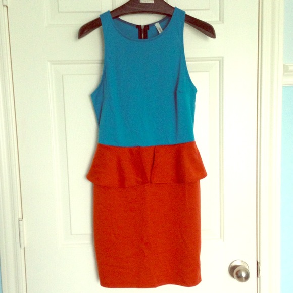 NWOT Color Blocked Peplum Dress