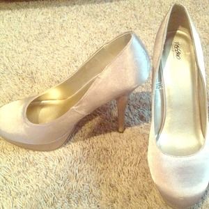 ✂Reduced Massimo nude/ champagne platform heels
