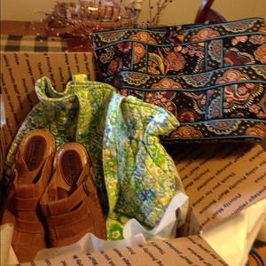 Vera Bradley Bag, Born clogs, Vera Bradley & Acces