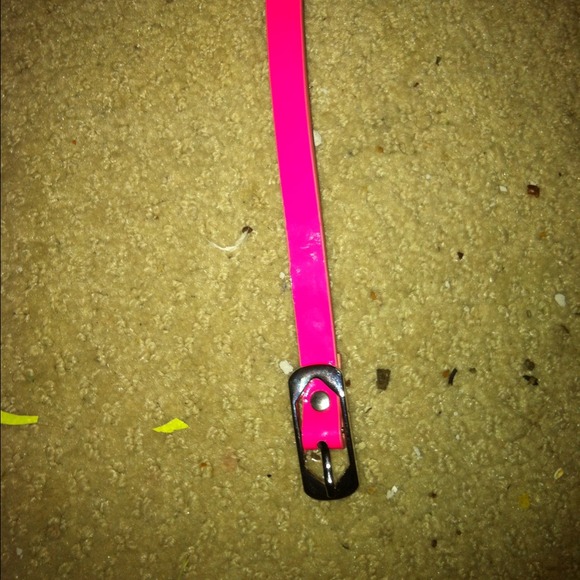 Pink belt - Picture 2 of 2