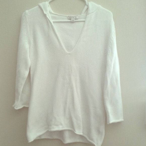 Banana Republic White Sweater