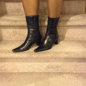 Black leather Nine West booties?price cut?