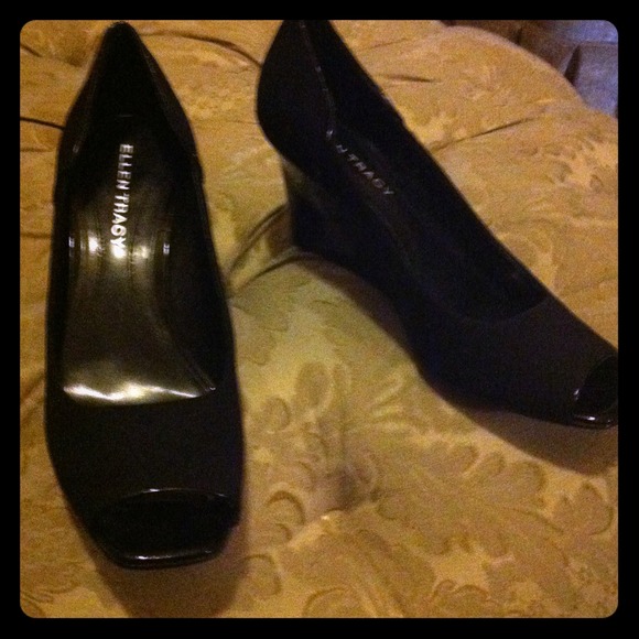 Ellen Tracy business/dress wedges. "the Rachel"