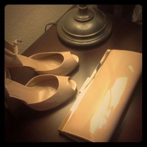 Nude Patent Clutch
