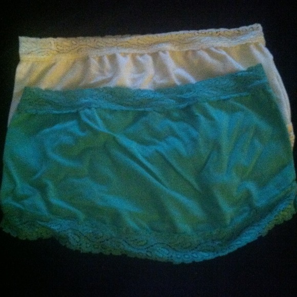 Green and yellow bandeau