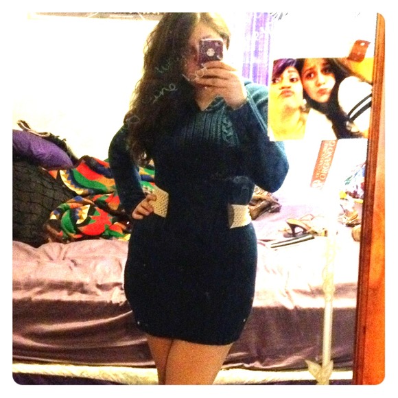 SOLD IN BUNDLE🙅Blue knit sweater dress
