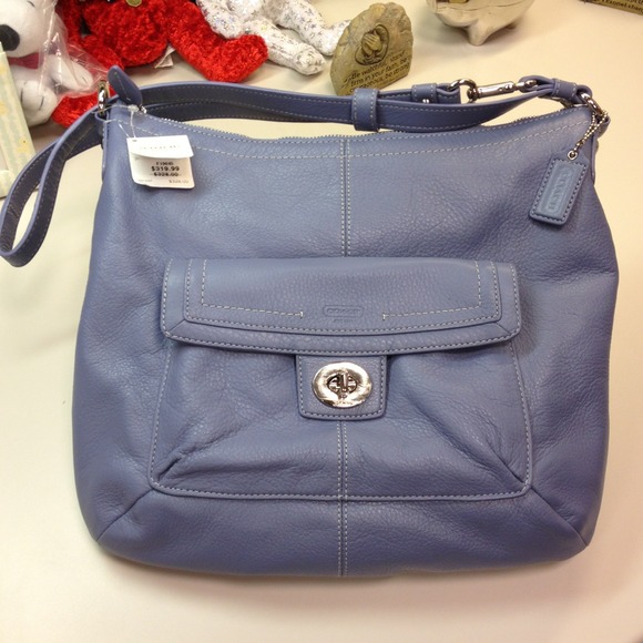 Authentic Coach Penelope LTH convertible
