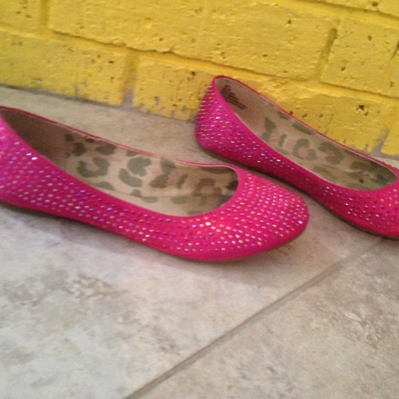 Pink flats - Picture 2 of 2