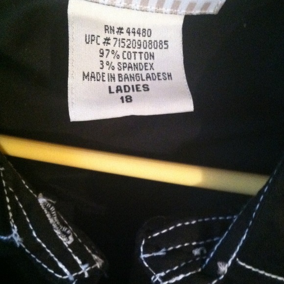 BUNDLE ! DRESSES - Picture 3 of 3