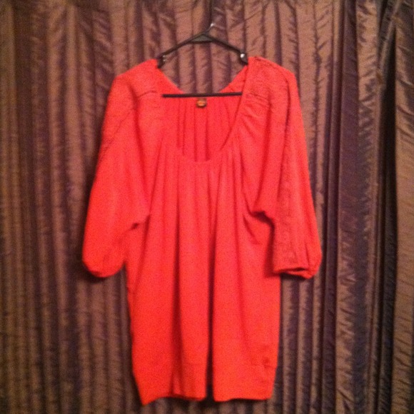 Burnt orange top