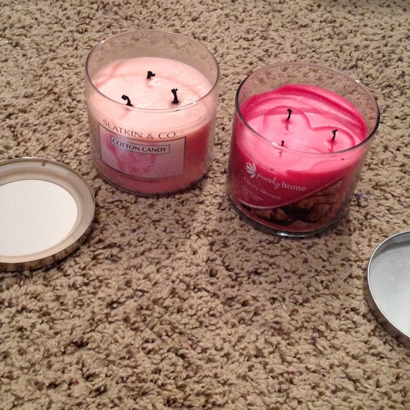 💕Two Scented Candles💕